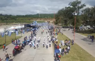 Desfile-19-de-abril