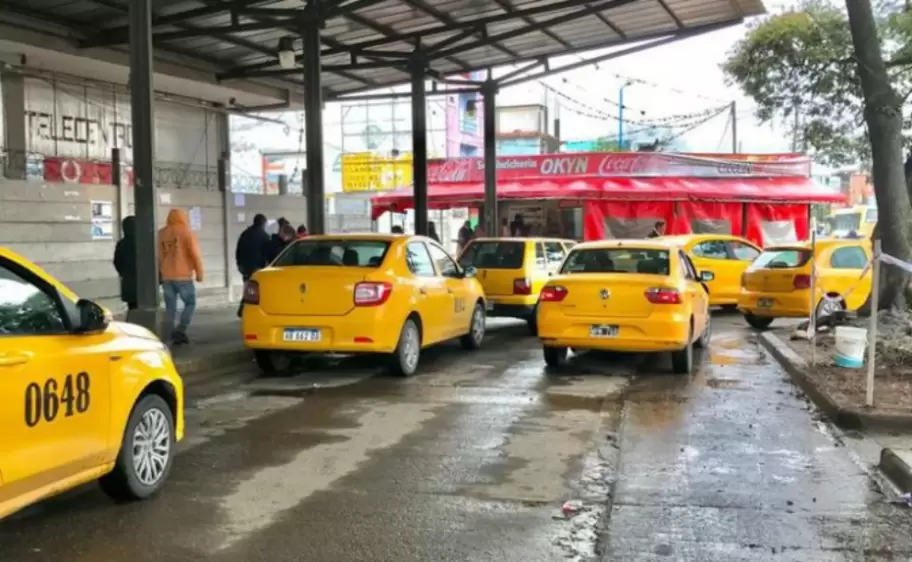 Taxis-Parada-vieja-terminal