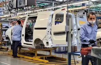 planta-renault-operarios-