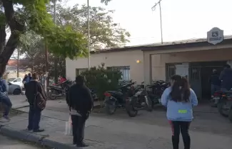 trabajadores-policia