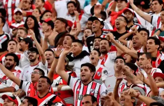 hinchas-de-river