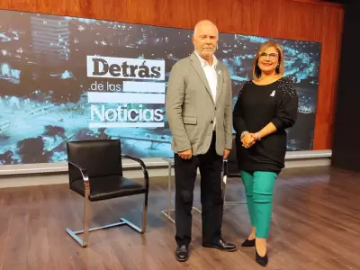 guillermo-jenefes-y-claudia-figueroa-detras-de-las-noticias--1