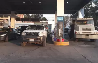 estacion-de-servicio-nafta-gasoil