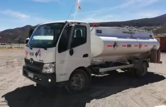 camion-de-combustible-