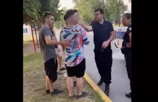 policia-golpea-a-joven-san-luis