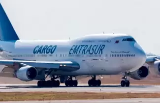 avion-con-iranies