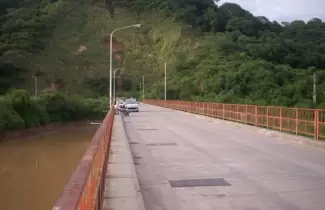 puente-dique-los-alisos-