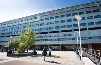 hospital-Lyon-Francia