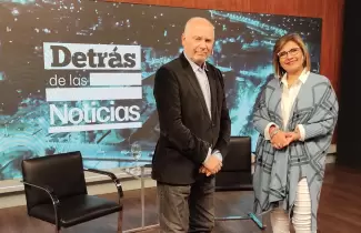 guillermo-jenefes-y-claudia-figueroa-detras-de-las-noticias
