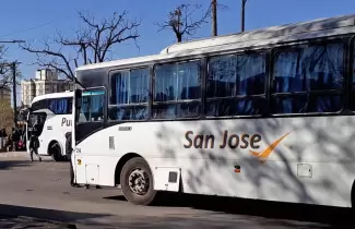 colectivo-salida-19-de-abril-transporte