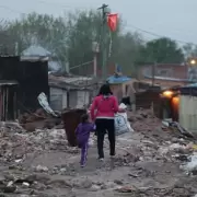El Gobierno asegura que la pobreza y la indigencia terminarán el año por debajo del nivel que recibió Javier Milei