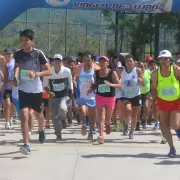 Suspendieron la Maratón de la Ciudad por mal tiempo: se correrá el domingo 30 de abril