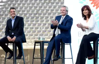 massa-con-alberto-y-cristina-fernandez-1.jpg-