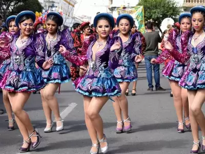 desfile-bolivia