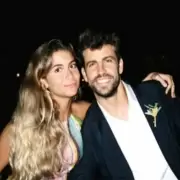 Piqué se burló de Shakira durante un paseo con su nueva novia: “Volví a sentirme joven”