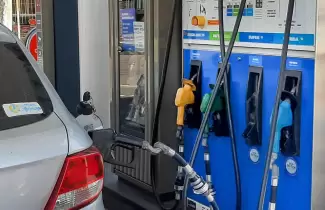 estacion-de-servicio-combustible