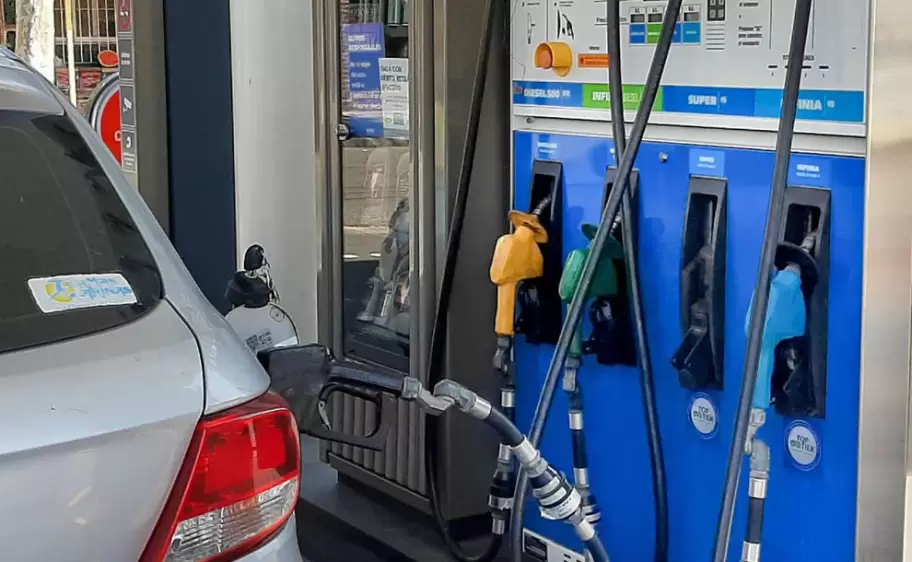 estacion-de-servicio-combustible