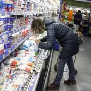 El Gobierno pidió a los supermercados rechazar listas de precios con subas mayores al 4%