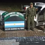 Jujuy: circulaban con más de 102 kilos de cocaína ocultos en un falso piso de un vehículo