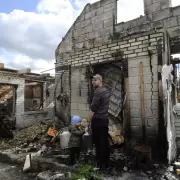 Una ola de ataques rusos dejó sin agua y con cortes de luz a la capital de Ucrania