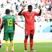 Breel Embolo hizo historia en Qatar: es el primer futbolista en hacerle un gol a su país de nacimiento en un Mundial