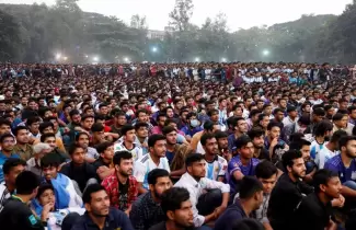 Hinchada argentina en Bangladesh