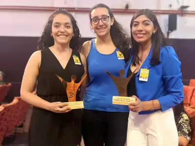 Estefania Cardozo, Emilia Abatedaga y Florencia Martinez en los premios jovenes