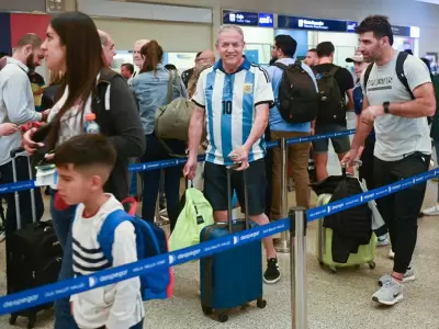 Hinchas argentinos viajan a Qatar