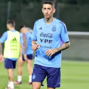 En el entrenamiento de la Selección Argentina volvió Di María y Scaloni paró un equipo con sorpresas