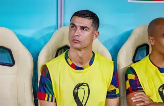 Cristiano Ronaldo en el banco de suplentes en el partido ante Suiza