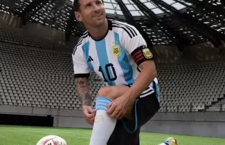 Messi vertical