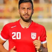 El régimen iraní condenó a muerte al futbolista de la selección, Amir Nasr-Azadani, por apoyar las protestas