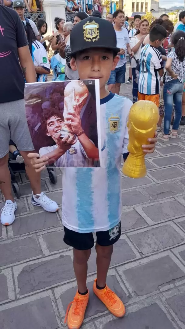 Festejos en Jujuy tras el pase de Argentina a la final del mundo