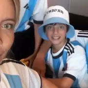 Wanda Nara les cumpli� la promesa a sus hijos y los llev� a Qatar para ver la final de Argentina