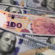 A cuánto llegarán el dólar y la inflación en Argentina según el pronóstico de bancos y consultoras