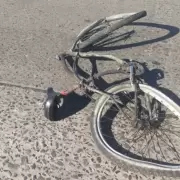 Jujuy: dos ciclistas chocaron con un auto en la ruta 56