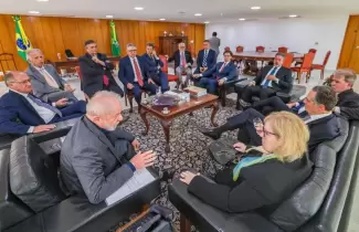 Lula en reunión