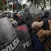 El gobierno de Perú confirmó 17 muertos en la protesta del lunes