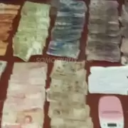 Secuestraron más de 100 mil pesos en efectivo y envoltorios con sustancias estupefacientes