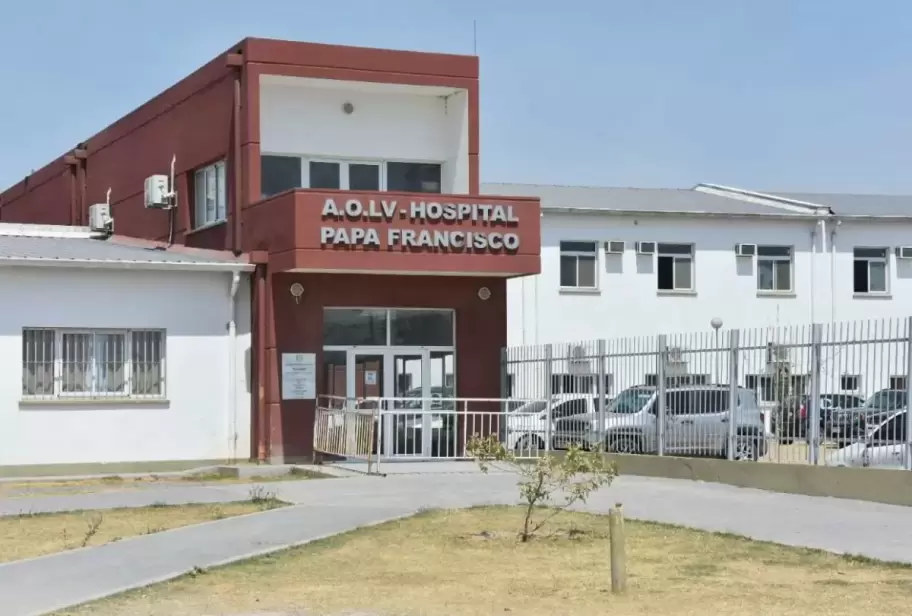 Hospital Papa Francisco - Salta | Una mujer dio a luz a su bebé en la calle