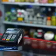 San Pedro: utilizó tarjetas de crédito extraviadas para hacer compras y fue aprehendida
