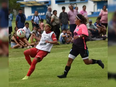 gimnasia bolivia futbol femenino 01