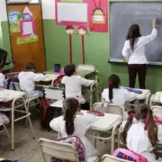 Hora extra en las escuelas de Jujuy: los estudiantes ingresarán una hora más temprano