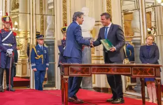 El ministro de Minas y Energía de Brasil, Alexandre Silveira y el ministro de ec