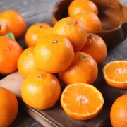 La docena de naranjas en Jujuy cuesta $700