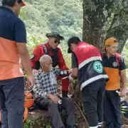 Rescataron a un hombre de 89 años que sufría dolores abdominales en Yala