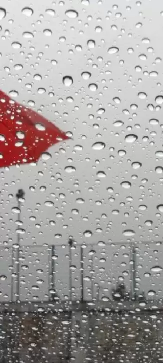 lluvia tormenta paraguas
