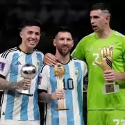 Lionel Messi, Enzo Fernández y Dibu Martínez, entre los candidatos a integrar el equipo ideal de la FIFA