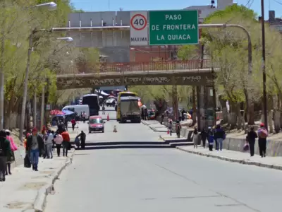 Paso fronterizo La Quica- Villazón (Foto: El Tribuno de Jujuy)