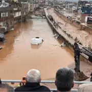 Una decena de personas murieron por inundaciones en zona del sismo en Turquía
